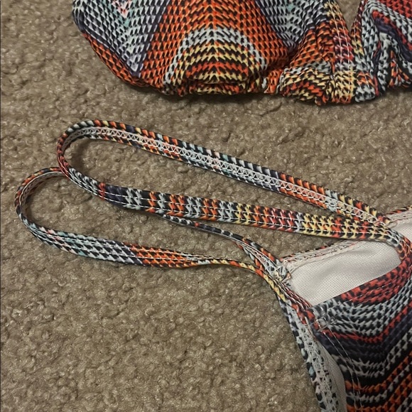 Colorful Patterned String Bikini Set Not Sure of Brand Transparent Tag - Picture 2 of 5
